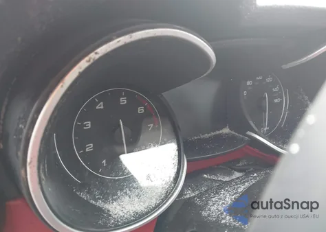 2019 Alfa Romeo Stelvio Awd z USA, uszkodzony, nr VIN ZASPAKAN5K7C59344